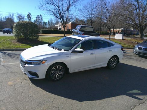 Used 2021 Honda Insight Touring image 8