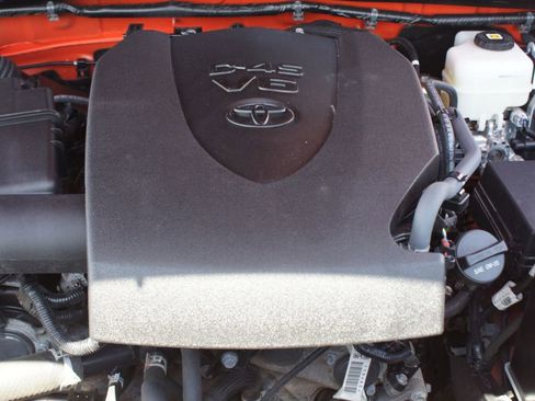 Used 2023 Toyota Tacoma TRD Pro AWD/4WD image 29