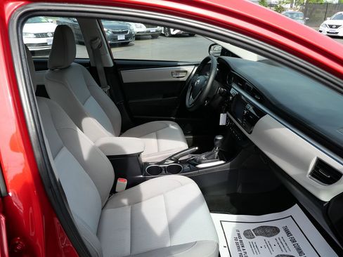 Used 2016 Toyota Corolla LE FWD image 18