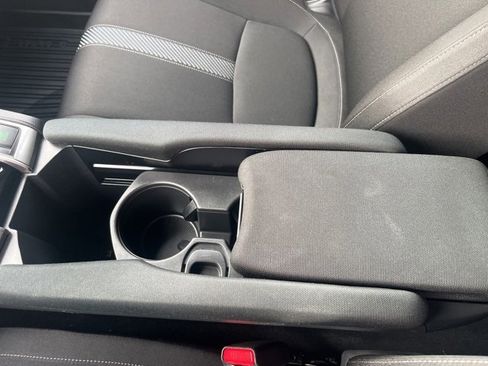 Used 2019 Honda Civic EX image 18