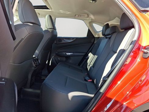 Used 2025 Lexus NX 350 AWD image 8