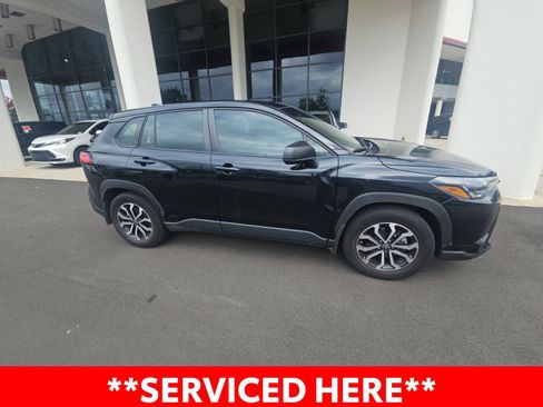 Used 2023 Toyota Corolla Cross AWD Hybrid image 5