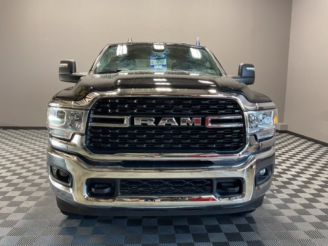 Used 2024 RAM 2500 Big Horn w/ Bed Utility Group AWD/4WD image 4