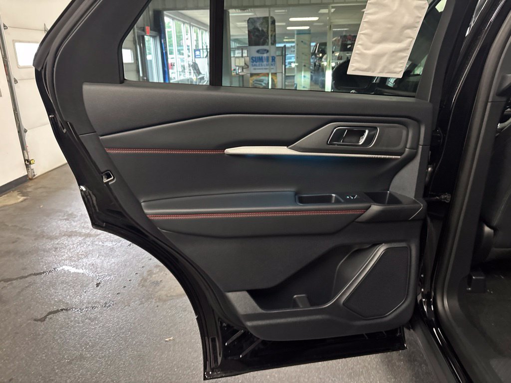 New 2026 Ford Explorer ST-Line w/ ST-Line Street Pack AWD/4WD image 23