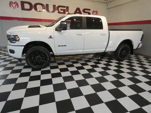 Used 2024 RAM 3500 Limited image 1