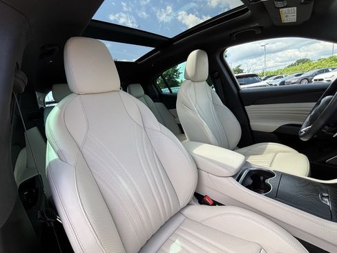 Used 2023 Maserati Grecale Modena AWD/4WD image 35