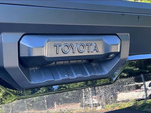 Used 2024 Toyota Tundra SR5 AWD/4WD image 31