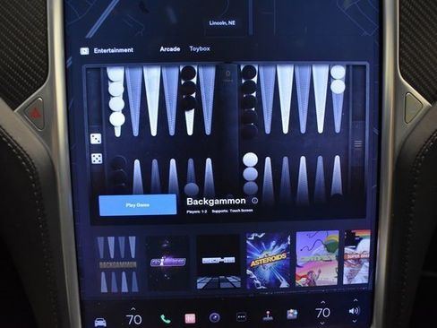 Used 2017 Tesla Model X image 28