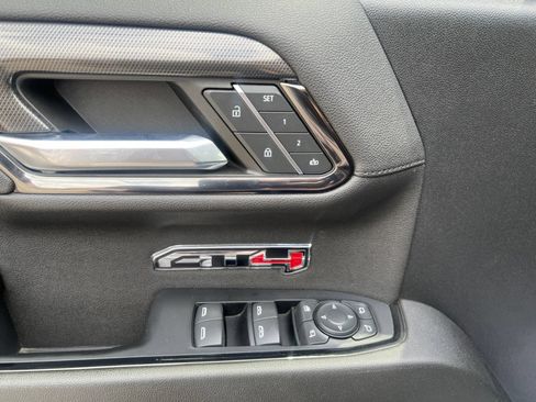 Used 2024 GMC Sierra 1500 AT4 w/ AT4 Premium Package AWD/4WD image 27
