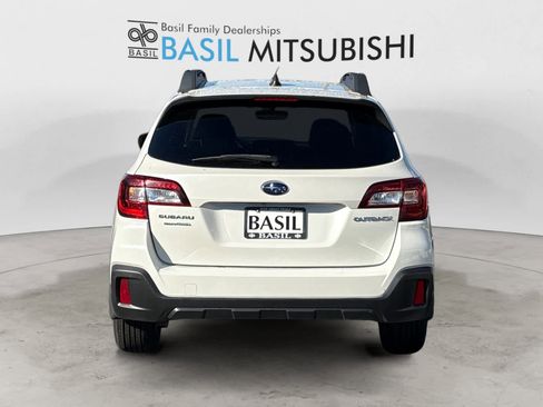 Used 2018 Subaru Outback 2.5i Premium image 4