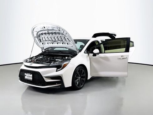 Used 2024 Toyota Corolla SE image 17