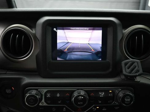 Used 2020 Jeep Gladiator Sport w/ Quick Order Package 24S AWD/4WD image 7