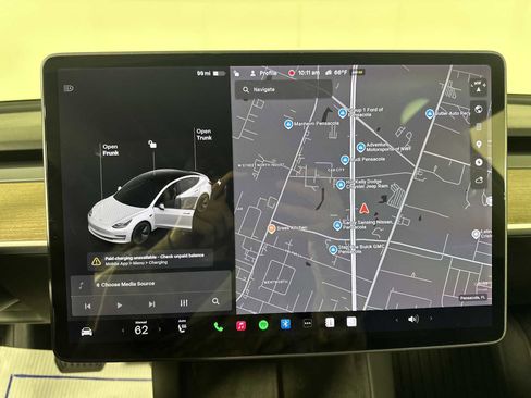 Used 2021 Tesla Model 3 Standard Range Plus image 15