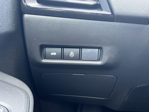 New 2026 Nissan Sentra SV w/ SV Convenience Package FWD image 15