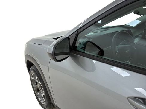 Certified 2024 Chevrolet Trax LT w/ Driver Confidence Package image 10