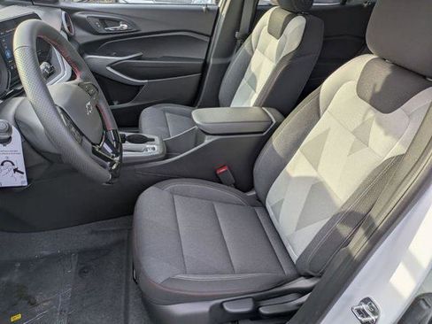 New 2026 Chevrolet Trax RS w/ Sunroof Package image 11