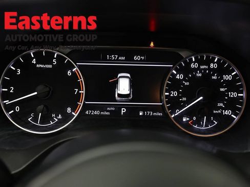 Used 2023 Nissan Rogue S AWD/4WD image 18