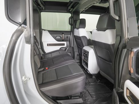 Used 2024 GMC Hummer EV 3X image 10