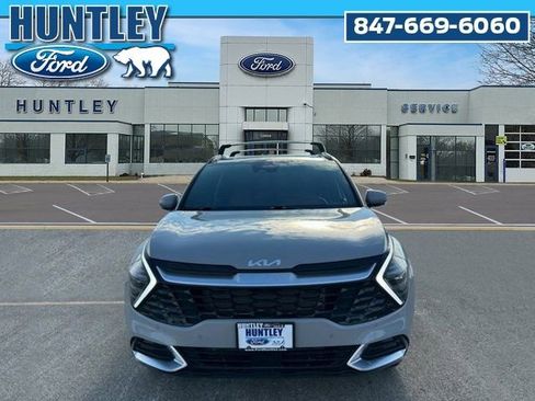 Used 2025 Kia Sportage SX image 3