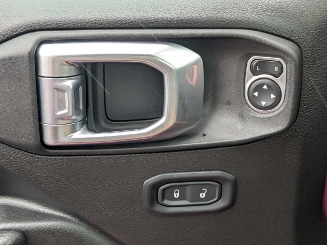 Used 2021 Jeep Wrangler Sport AWD/4WD image 21