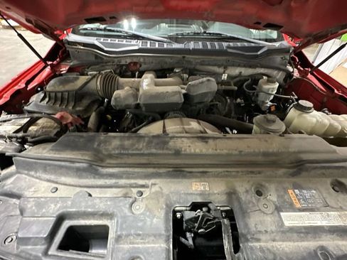 Used 2019 Ford F250 XLT w/ Snow Plow Prep Package image 21