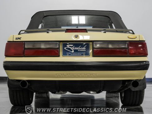 Used 1989 Ford Mustang LX image 30