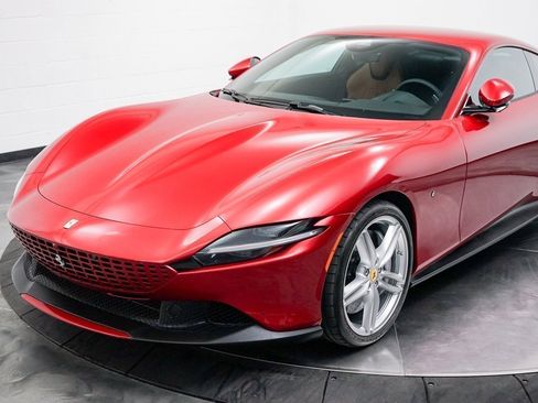 Used 2024 Ferrari Roma image 9