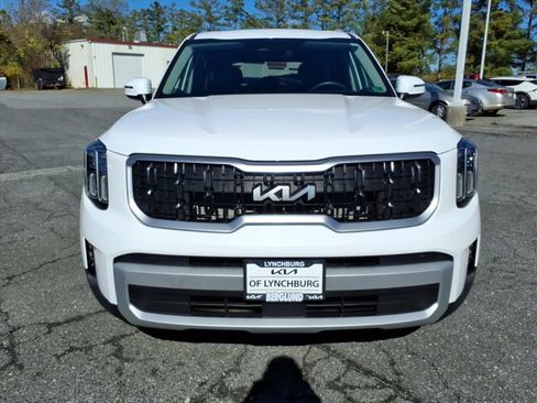 Used 2025 Kia Telluride EX image 9