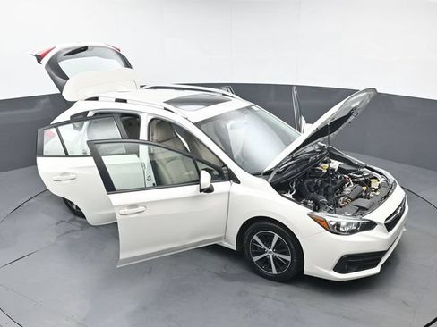 Used 2022 Subaru Impreza 2.0i Premium AWD/4WD image 53