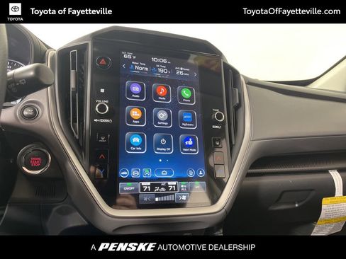 Used 2025 Subaru Crosstrek 2.0i Premium image 30