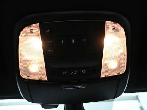 Used 2024 Dodge Durango GT AWD/4WD image 24