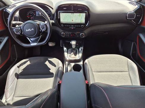 Used 2022 Kia Soul Turbo FWD image 16