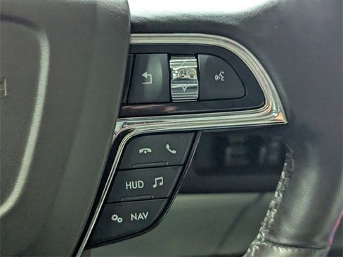 Used 2020 Lincoln Navigator Black Label w/ Cargo Convenience Package image 24