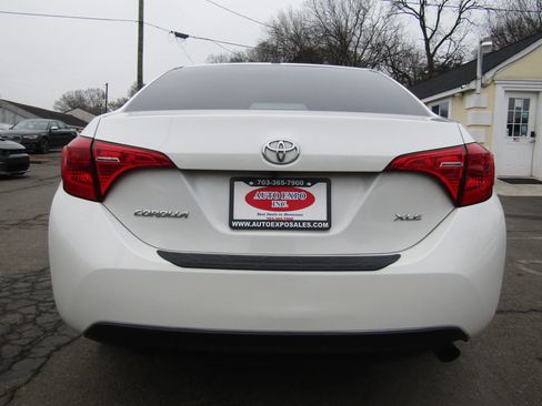 Used 2019 Toyota Corolla XLE image 6