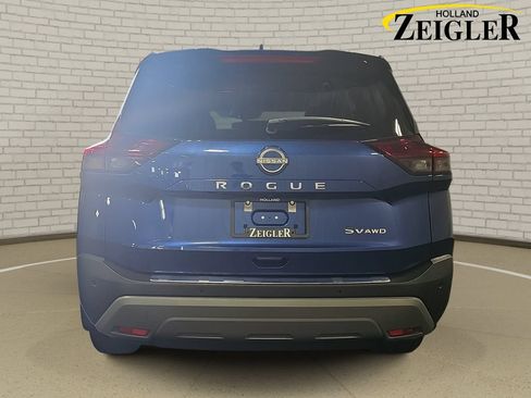 Certified 2023 Nissan Rogue SV AWD/4WD image 6