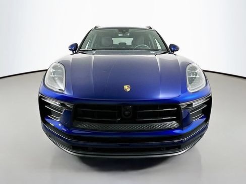 Certified 2026 Porsche Macan AWD/4WD image 5