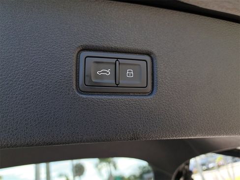 Certified 2023 Audi Q5 2.0T Premium Plus w/ Premium Plus Package image 32