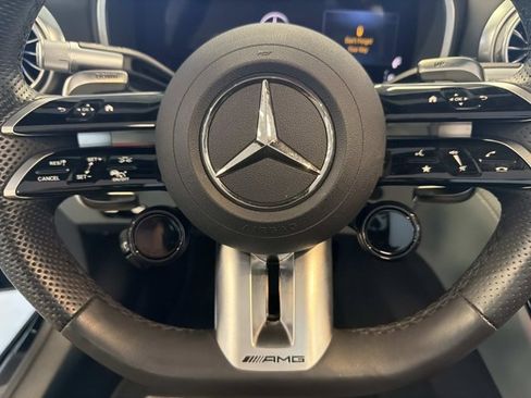 Used 2025 Mercedes-Benz SL 43 AMG image 18