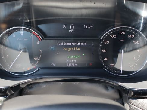 Used 2021 Cadillac XT5 Premium Luxury FWD image 25