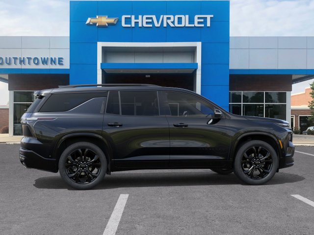 New 2027 Chevrolet Traverse RS w/ LPO, Floor Liner Package FWD image 5