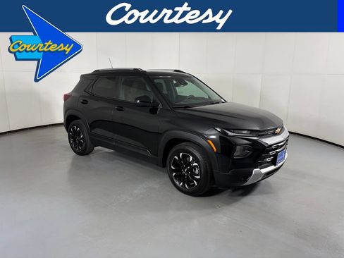Certified 2023 Chevrolet TrailBlazer LT w/ Convenience Package FWD image 1