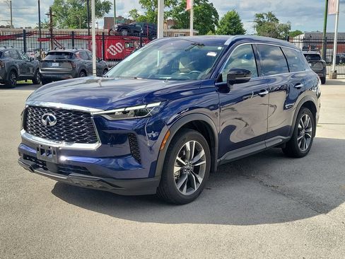 Used 2023 INFINITI QX60 Luxe w/ Cargo Package AWD/4WD image 2