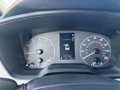 Certified 2025 Toyota Corolla SE image 12