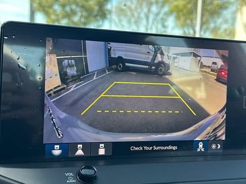 Used 2025 Honda Accord Sport image 18