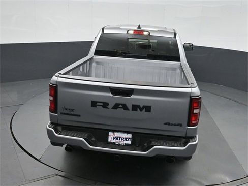 New 2026 RAM 1500 4x4 Crew Cab image 31