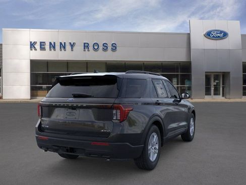 New 2026 Ford Explorer Active image 9