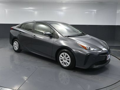 Used 2022 Toyota Prius LE
