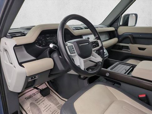 Used 2022 Land Rover Defender 110 X-Dynamic SE image 10