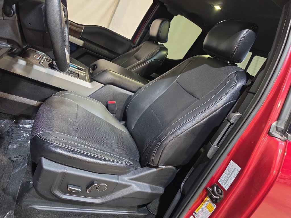 Used 2015 Ford F150 Lariat w/ Equipment Group 501A Mid RWD image 13