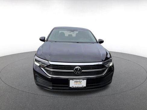 Used 2024 Volkswagen Jetta S image 4